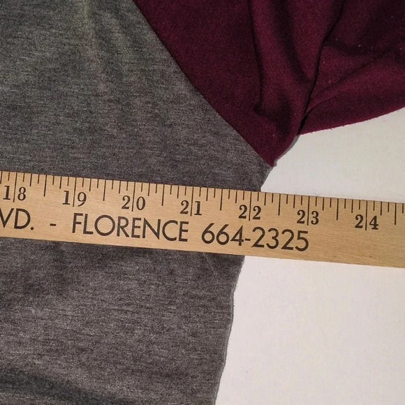 "Thankful and Blessed" Gray 3/4 Maroon Sleeve Womens Shirt Size XL - Picture 5 of 6